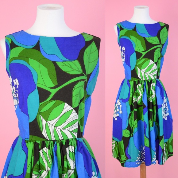 Vintage Dresses & Skirts - 🐠 Vintage Tropical Print Dress 🐠